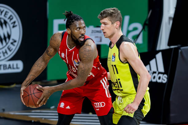 球队保持稳 球队保持稳