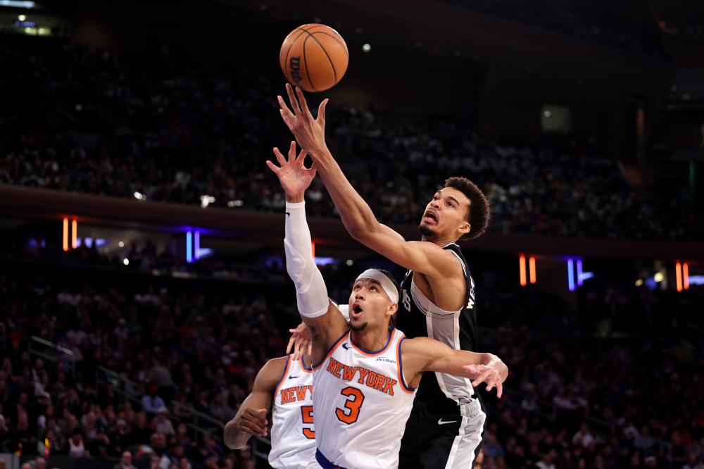 的表现虽依 的表现虽依